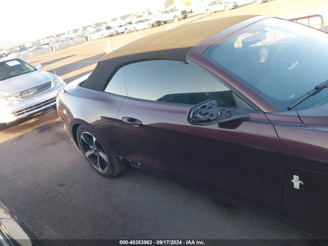 Ford Mustang Ecoboost 2018 1FATP8UH3J5166014 Image 12