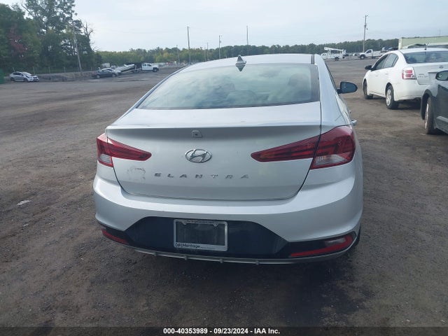 Hyundai Elantra Value Edition 2019 KMHD84LF0KU841504 Image 16