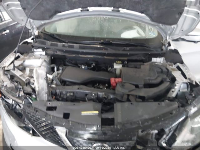 JN1BJ1CR0JW268201 Nissan Rogue Sport Sv