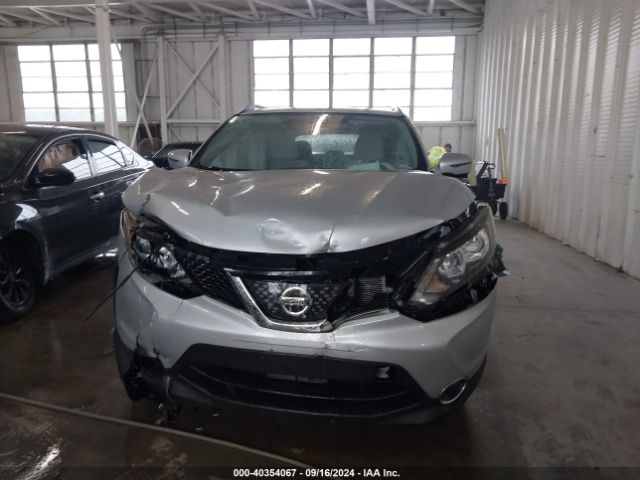 JN1BJ1CR0JW268201 Nissan Rogue Sport Sv