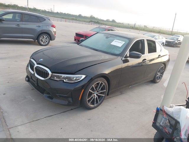 3MW5R1J01N8C68002 BMW 330I