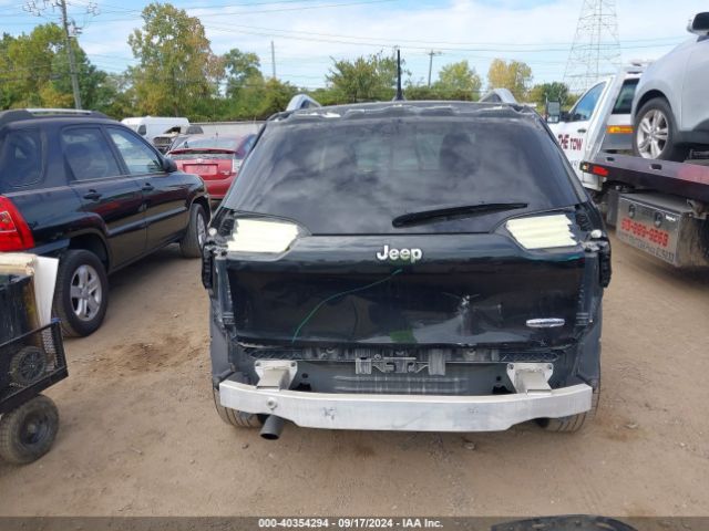 1C4PJLCB5EW261977 Jeep Cherokee Latitude