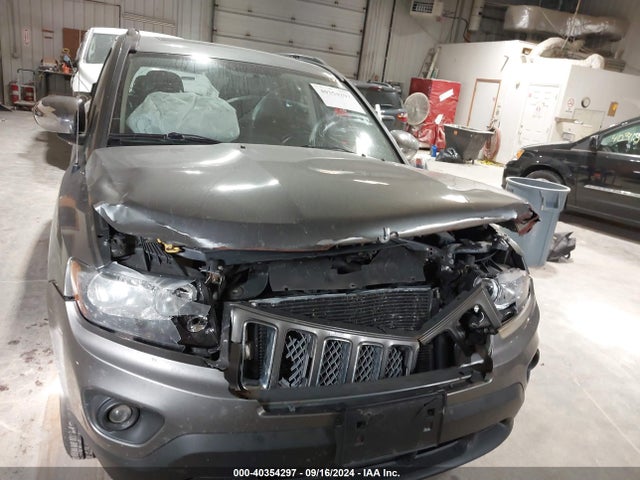 1C4NJDEB3ED501968 Jeep Compass Latitude
