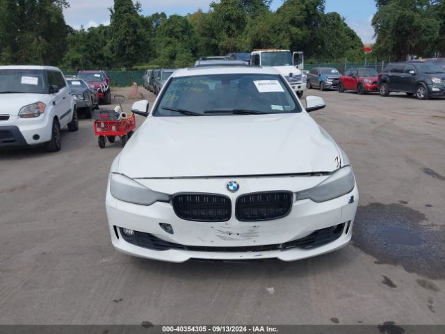 WBA3B1G53FNT64503 BMW 320i