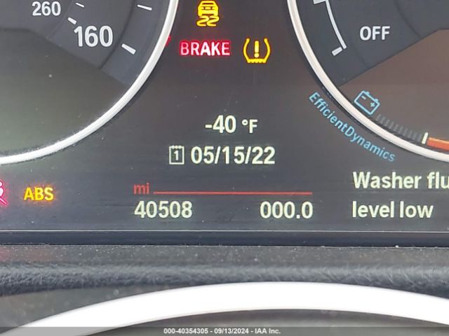 WBA3B1G53FNT64503 BMW 320i