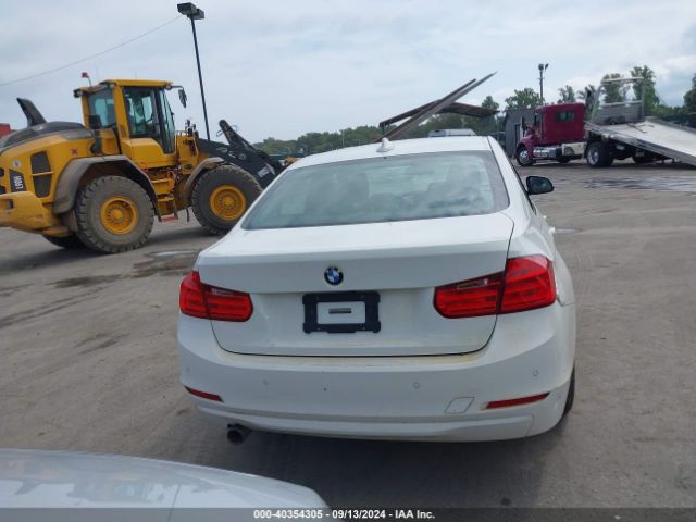 WBA3B1G53FNT64503 BMW 320i