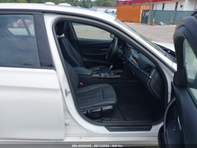 WBA3B1G53FNT64503 BMW 320i