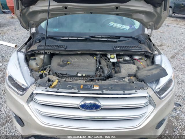 1FMCU9GD9JUD42390 Ford ESCAPE SE