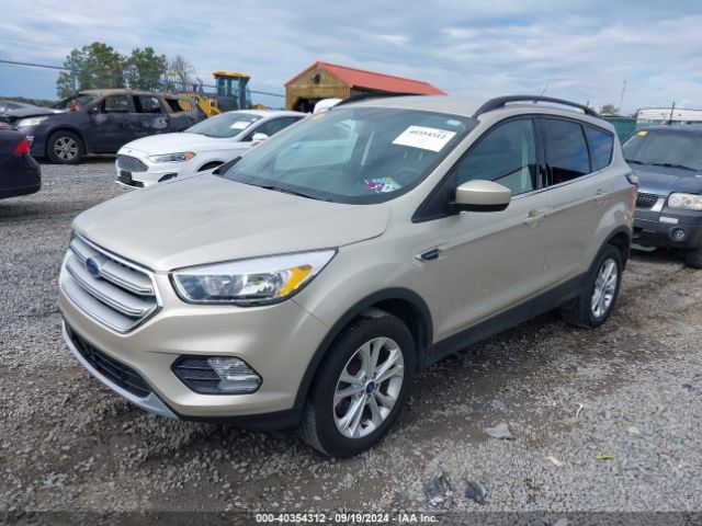 1FMCU9GD9JUD42390 Ford ESCAPE SE