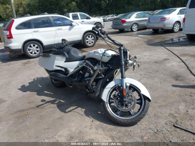 2016 VICTORY MOTORCYCLES CROSS COUNTRY 5VPDB36N3G3049882