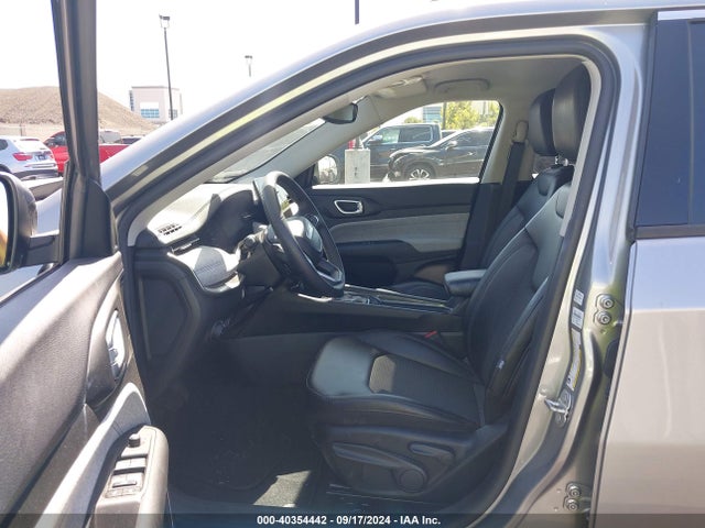 3C4NJCBB4NT238172 Jeep Compass Latitude Fwd