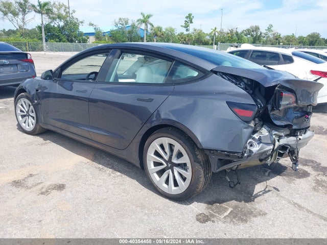 2023 TESLA MODEL 3 5YJ3E1EA2PF666164 Photo 2