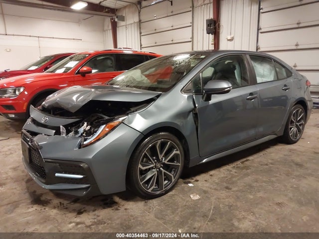 Toyota COROLLA SE 2020 5YFS4RCE4LP040441 Image 2