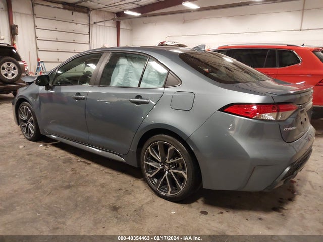 Toyota COROLLA SE 2020 5YFS4RCE4LP040441 Image 3
