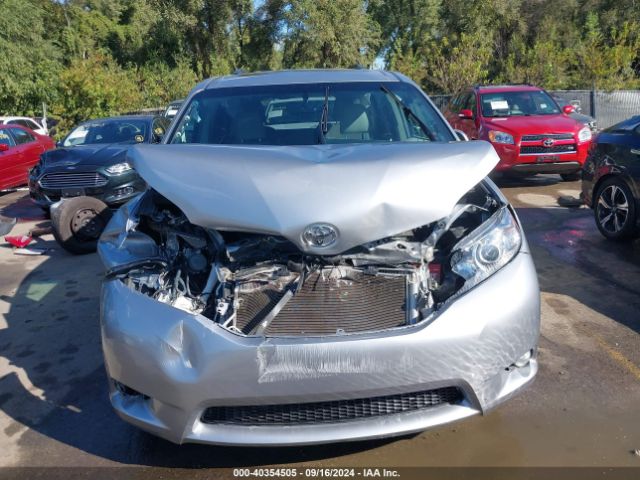 5TDYK3DC5GS719125 Toyota Sienna Xle 8 Passenger