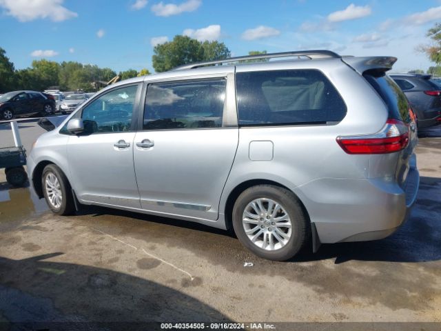 5TDYK3DC5GS719125 Toyota Sienna Xle 8 Passenger