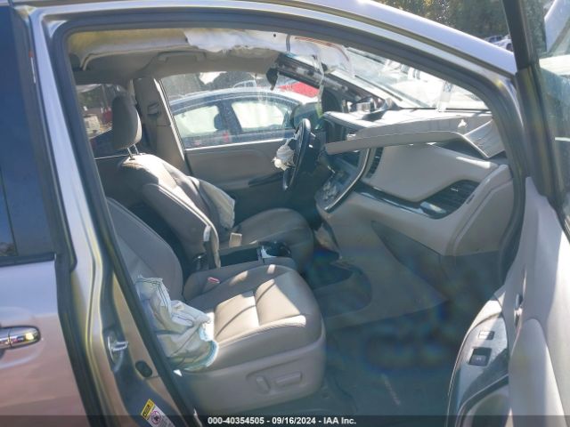 5TDYK3DC5GS719125 Toyota Sienna Xle 8 Passenger