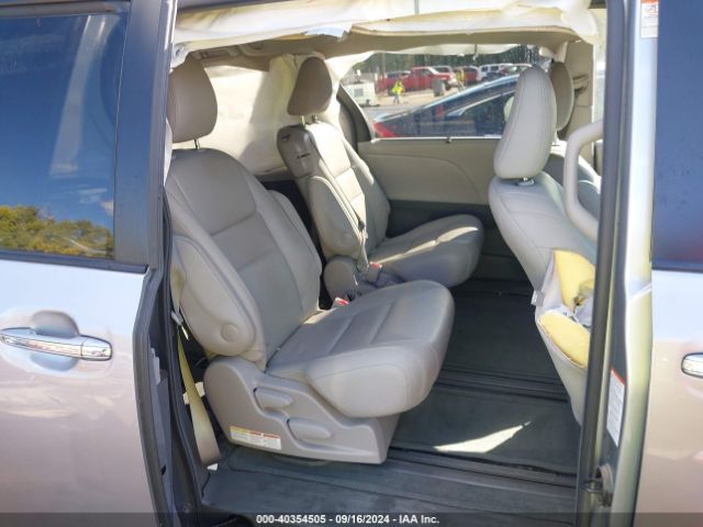 5TDYK3DC5GS719125 Toyota Sienna Xle 8 Passenger