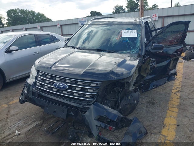 Ford EXPLORER XLT 2017 1FM5K8D84HGA06008 Image 2