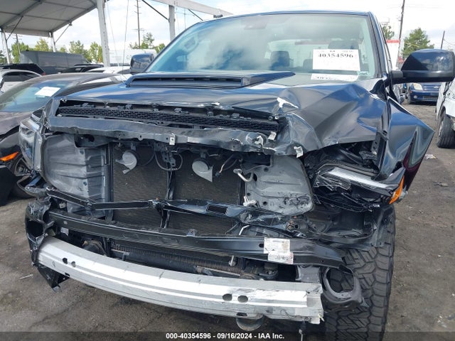 5TFDY5F12KX810277 Toyota Tundra Trd Pro 5.7l V8