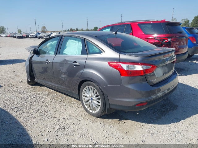 Ford Focus Titanium 2014 1FADP3J23EL339801 Image 3