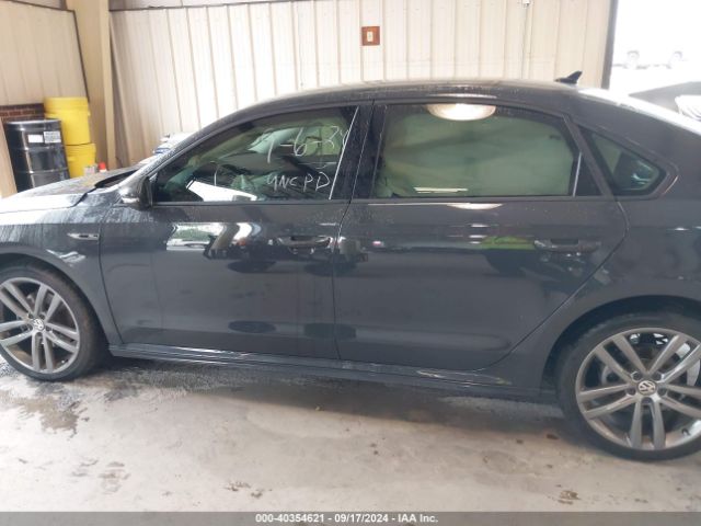 1VWAA7A36JC021693 Volkswagen Passat 2.0t R-line/2.0t S