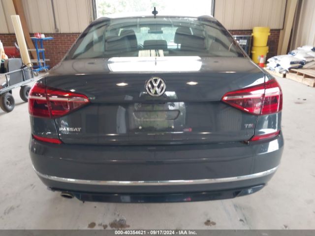 1VWAA7A36JC021693 Volkswagen Passat 2.0t R-line/2.0t S