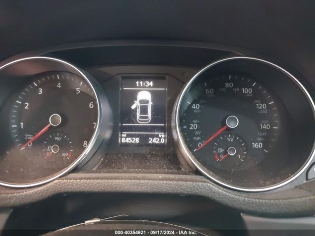 1VWAA7A36JC021693 Volkswagen Passat 2.0t R-line/2.0t S