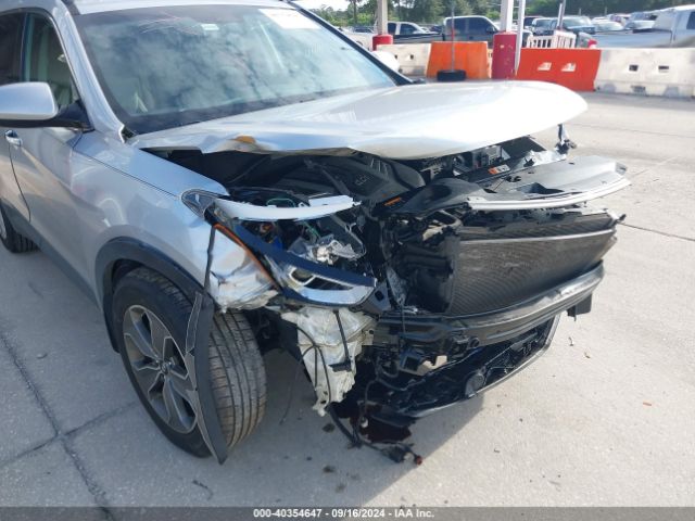 KM8SMDHF3GU134996 Hyundai Santa Fe Se