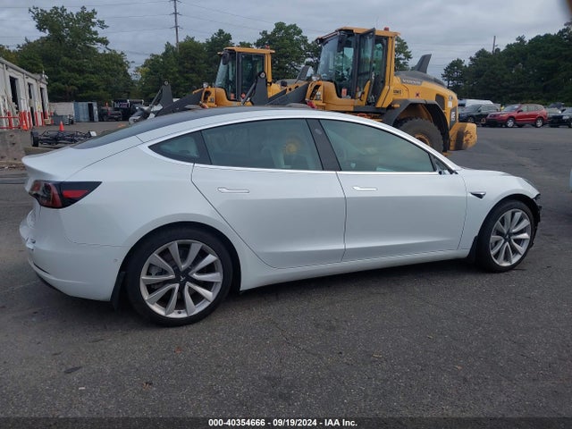 2018 TESLA MODEL 3 5YJ3E1EB5JF101231 Photo 3