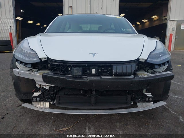 2018 TESLA MODEL 3 5YJ3E1EB5JF101231 Photo 5