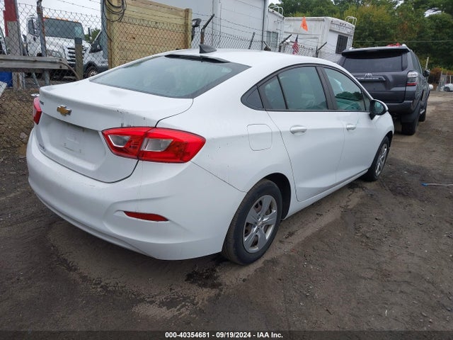 1G1BC5SM7H7142841 Chevrolet Cruze Ls Auto