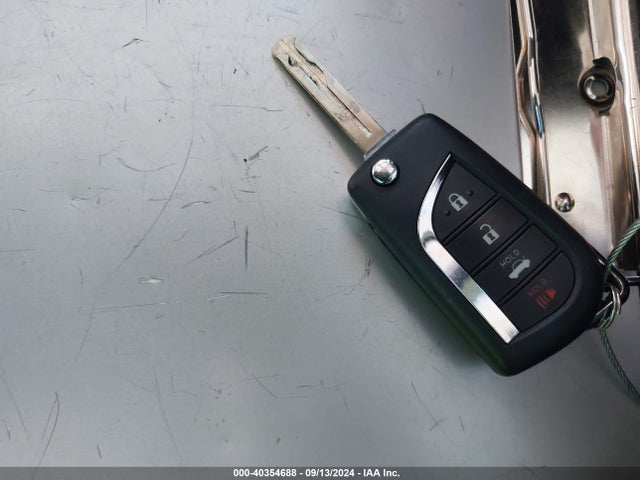Toyota Corolla Hybrid Le 2024 JTDBCMFE8R3039151 Image 11