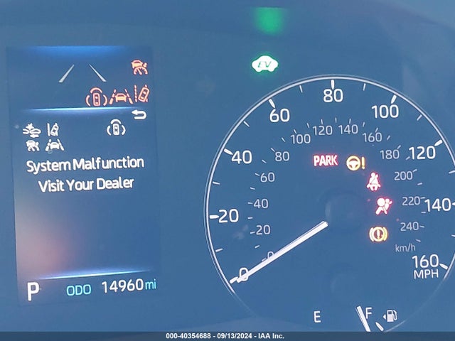 Toyota Corolla Hybrid Le 2024 JTDBCMFE8R3039151 Image 7
