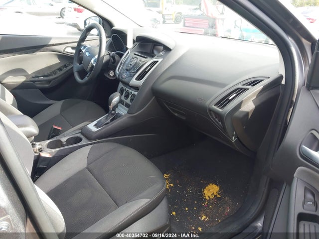 Ford FOCUS SE 2014 1FADP3F22EL447965 Image 5
