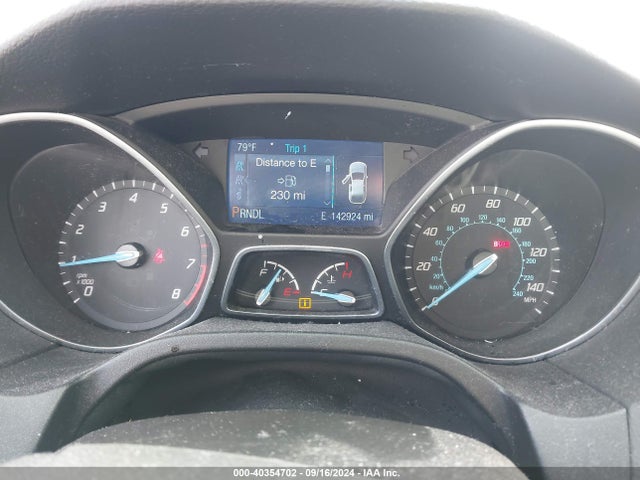 Ford FOCUS SE 2014 1FADP3F22EL447965 Image 7
