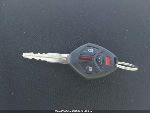 2011 MITSUBISHI ECLIPSE SPYDER 4A37L5EF4BE001946 Photo 10