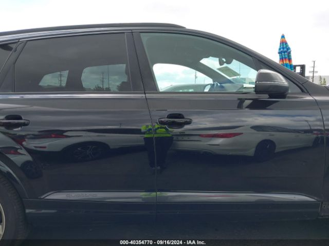 WA1VAAF79HD040489 Audi Q7 3.0t Premium
