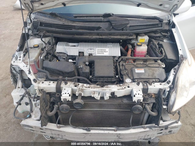 JTDKN3DU9E1752371 Toyota Prius Three