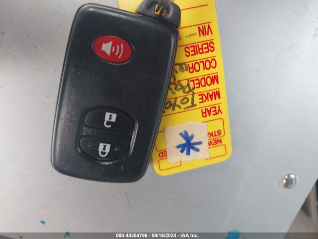 JTDKN3DU9E1752371 Toyota Prius Three