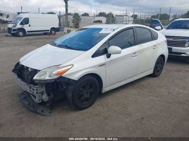 JTDKN3DU9E1752371 Toyota Prius Three