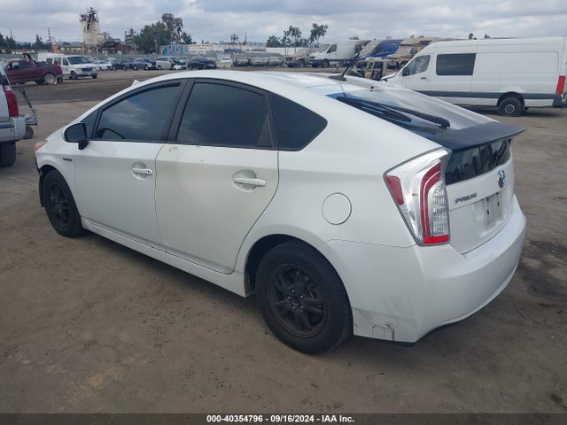 JTDKN3DU9E1752371 Toyota Prius Three