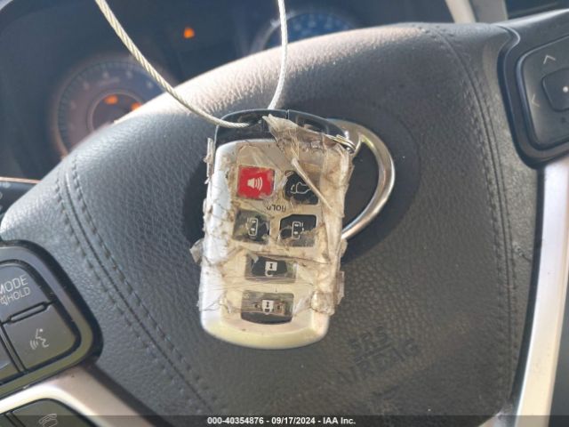 5TDYZ3DC7HS888785 Toyota Sienna Xle 8 Passenger