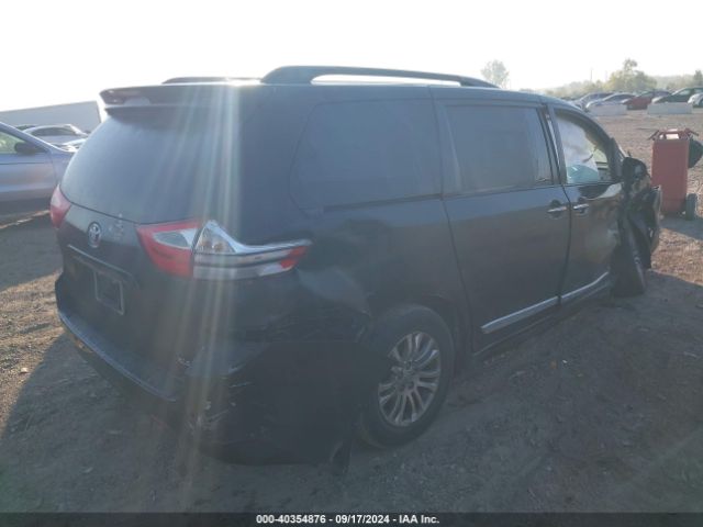 5TDYZ3DC7HS888785 Toyota Sienna Xle 8 Passenger