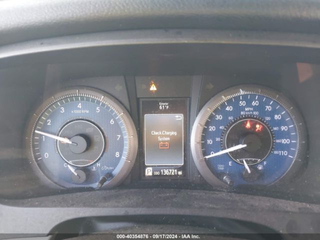 5TDYZ3DC7HS888785 Toyota Sienna Xle 8 Passenger