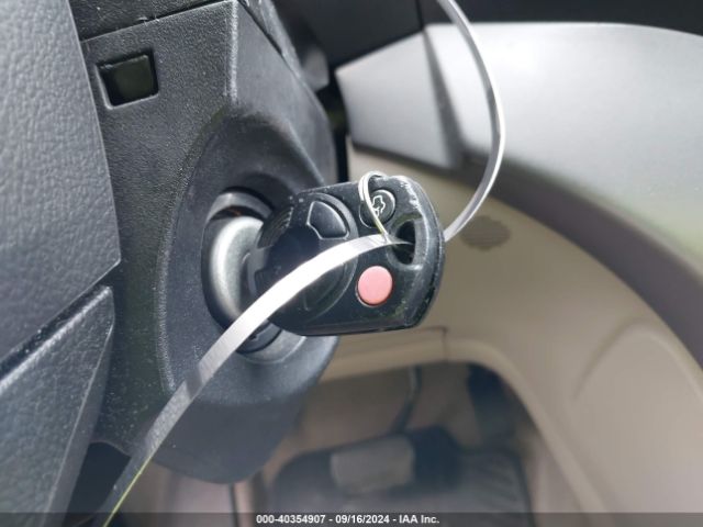 1FMCU0GX9GUA72379 Ford ESCAPE SE