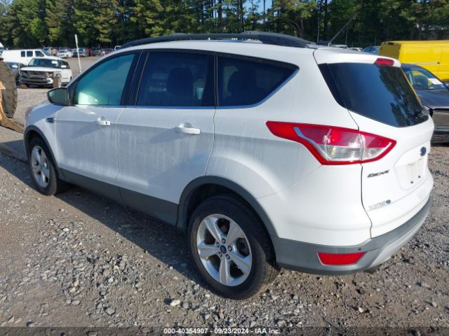1FMCU0GX9GUA72379 Ford ESCAPE SE