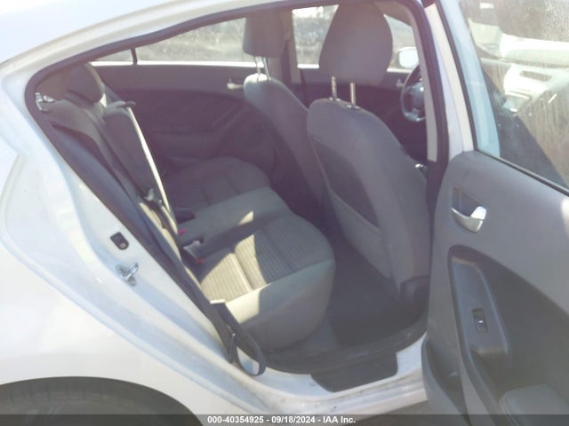 KIA FORTE LX 2017 3KPFL4A70HE014066 Image 8