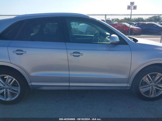 WA1BCCFS5HR015377 Audi Q3 2.0t Premium