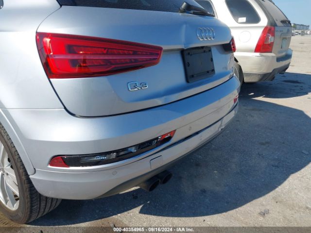 WA1BCCFS5HR015377 Audi Q3 2.0t Premium